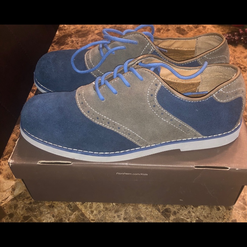 Kenneth Cole navy/multi size 4 boys